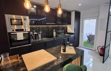 Happy Travel Marbella Renovated Duplex - Photo 13