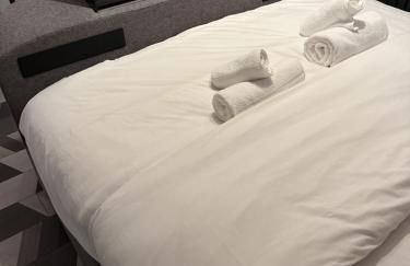 Beautiful 5 Bedroom Home Sleeps 12 people in Manchester - Foto 31