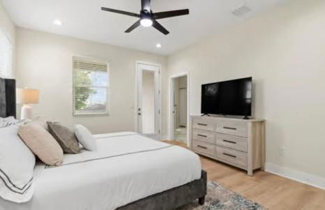 Spacious Modern 5-Bedroom House, Close to Downtown Tampa - Foto 35