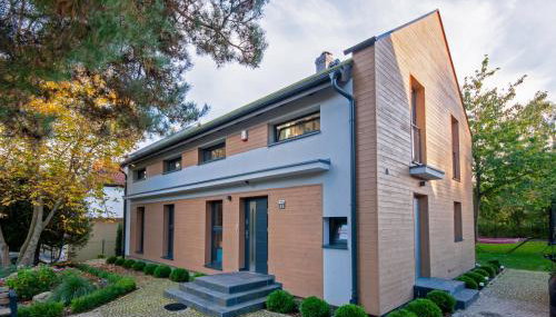 Wiselka Holiday House-1,2km to the beach; 5 bedrooms, 3 bahrooms; fire place. Private sauna! - Foto 2, Garden