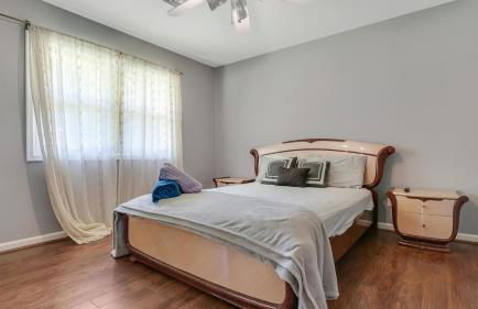 Luxury Lake Front Camelot Villa - Foto 28