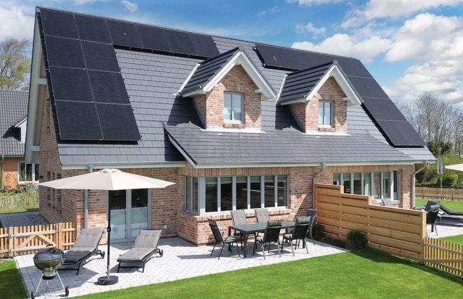 Moderne Doppelhaushalfte in Niebull - Foto 1