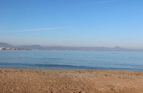 Ático Duplex en 1a línea de mar - Foto 3