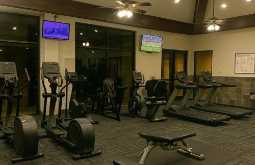 Spacious 4BR Home in Frisco Ideal for Long Stays - Foto 20