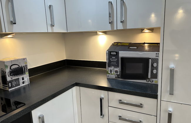 Mordern Retro 2 Bedroom Apartment - Foto 9