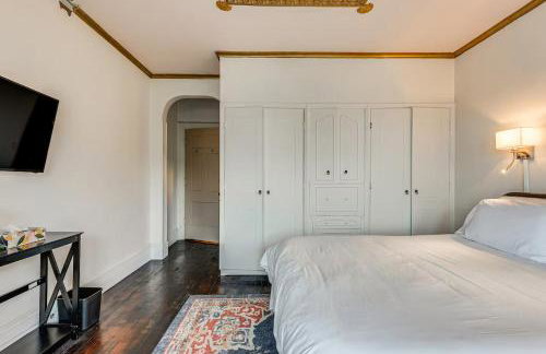 A Retreat in an Historic Estate with Modern Comforts - Foto 34