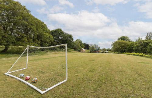 Ebrington Manor by Birch Stays - Photo 68