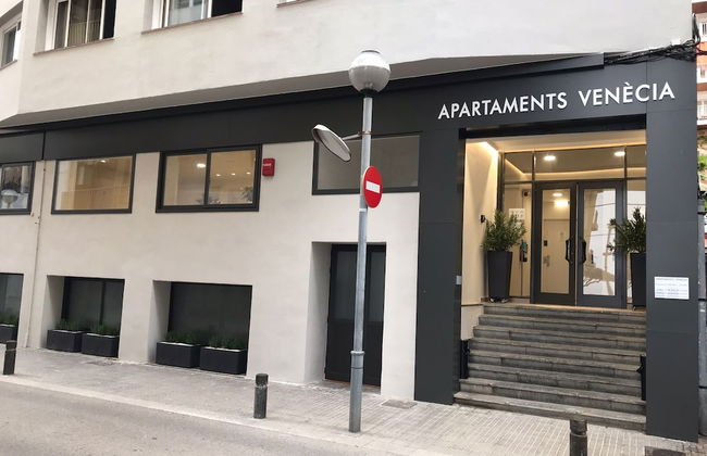 Apartamentos Venecia - Photo 30