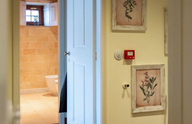 Casa dos Livros - Guest House - Photo 111