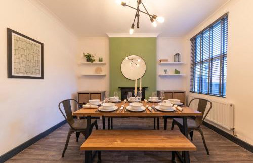 4 bedroom 2 bath beautiful Victorian house - Foto 3