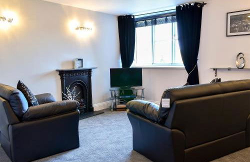 Garden View Apartment - Photo 3