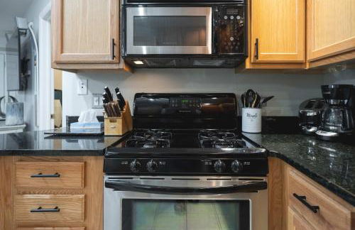 Stay in Abbey Springs 2 BDR with Resort Amenities - Foto 9