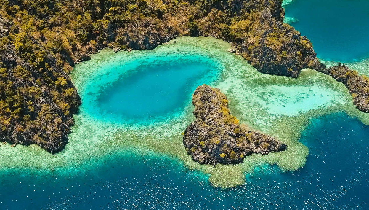 Barracuda Lake & Skeleton Wreck Tour