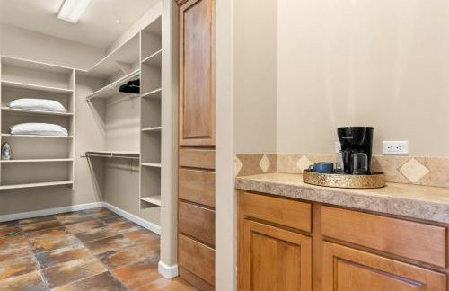 The Debonair Derby by PaseoHomesAZ with Heated Pool - Foto 20