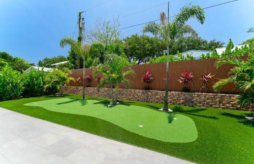 Peacock Palace Brand New Heated and Chilled Pool Golf Gym - Foto 11