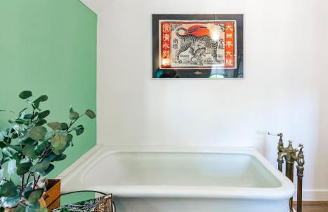 Delightful Cotswold Cottage for two, Log Burner, Garden & Dog Friendly - Photo 23