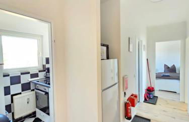 MR Living I modernes Apartment mit Einzelbetten, voll ausgestattete Küche, Balkon, WLAN, Parkplatz, ideal für Monteure I GI03 - Photo 5