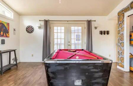 Black Bear Haven Hot tub Pool table BBQ Darts - Foto 14