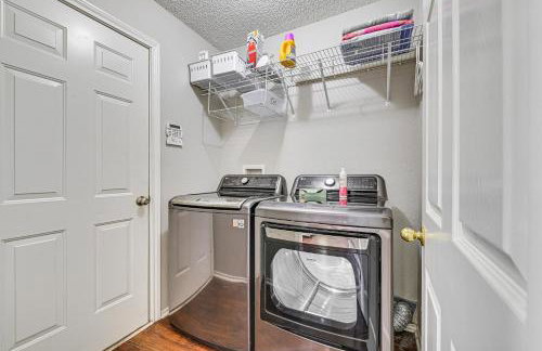 6 Mi to Dtwn! Family Home with Pool in Carrollton - Foto 27