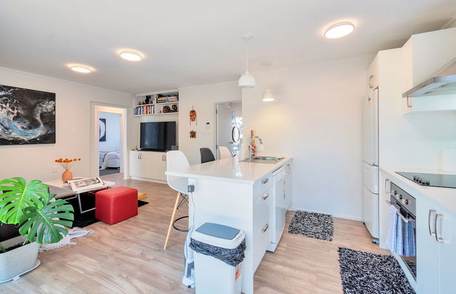 Bright 3 Bedroom near St Lukes Mall 3 - Photo 12