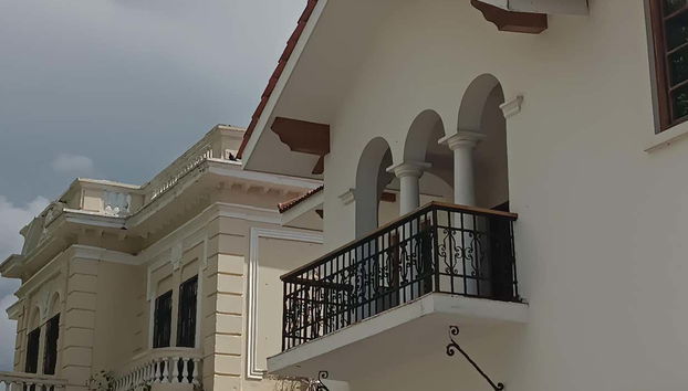 Tour of El Prado Neighborhood - Photo 5