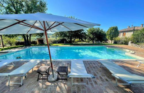 Detached Villa - Sleeps 10 - Pool - Pergola - Playground for Children - Wifi - Photo 8