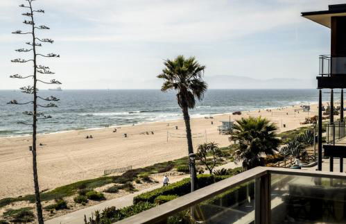 New Listing The Nautilus Manhattan Beachfront Retreat - Foto 57