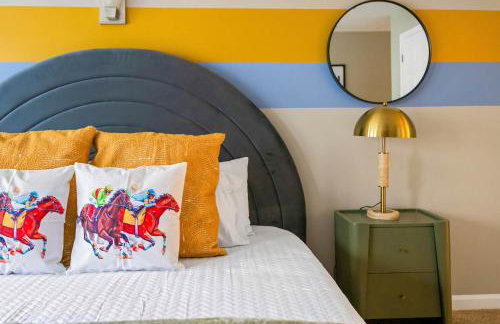 Stylish City Condo Near Top Restos & Nightlife - Foto 20