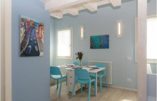 Tiffany Home - Photo 72