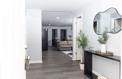 5 Min to Elon - In Unit Washer and Dryer - Fast Wi-Fi - Foto 4