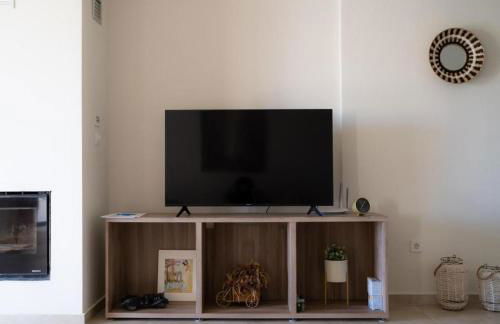 Comfortable Apartment Close to the Airport - Photo 12