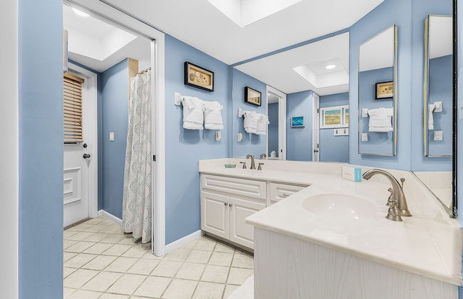 Beautiful Private Pool Home In-between Fort Myers Beach And Sanibel Island 3 Bedroom Home by RedAwning - Photo 15