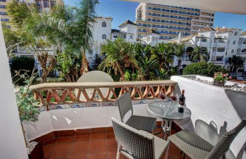 TIMON II, Luxury 3 bedroom Beachside Apartment - Foto 6