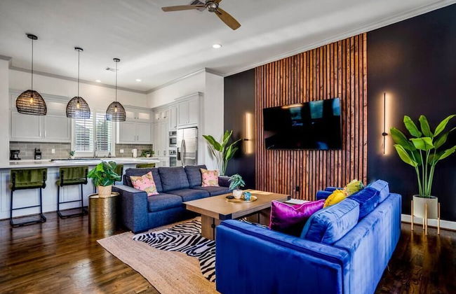 Urban Jungle Retreat in the HTX Skyline - Foto 2