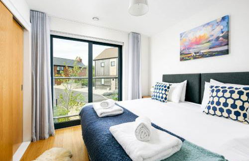 Lakeside property with spa access on a nature reserve Beaumont Village 25 BV25 - Photo 18