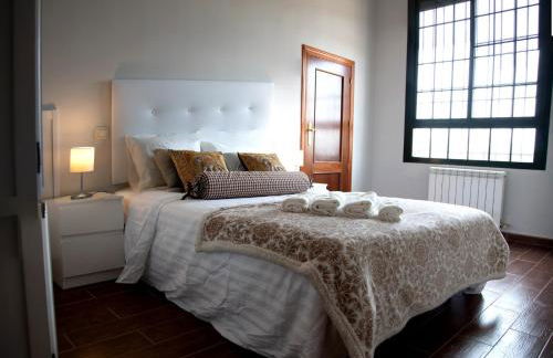 TOLEDO ENCANTADO Piscina y BBQ privada 2,5 km de Puy du Foy - Foto 40