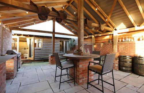 Rushmoor Retreat, Cosy with Outdoor Pizza Oven - Photo 34