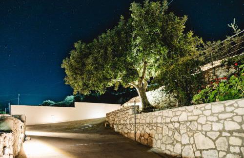 Andromache Villas - Photo 65