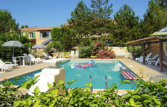 Villa in Vaison Near Mont Ventoux - Photo 8