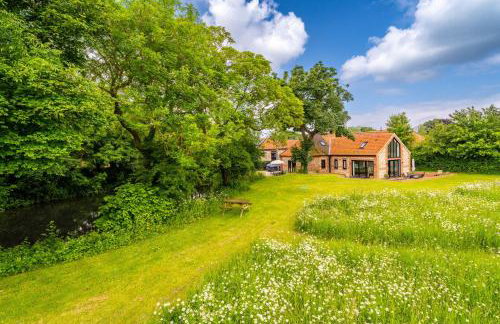 Waterside Barn - Foto 1