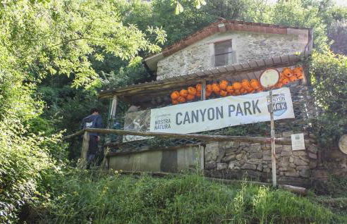 2 Bedroom Stunning Home In Palagnana - Foto 17