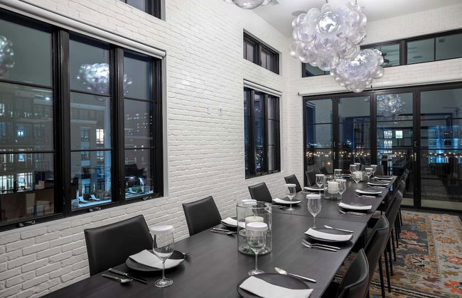 121 Hotel Floor 1 & 2 by Avantstay Sleeps 34, 10 Units in Nashville - Foto 7