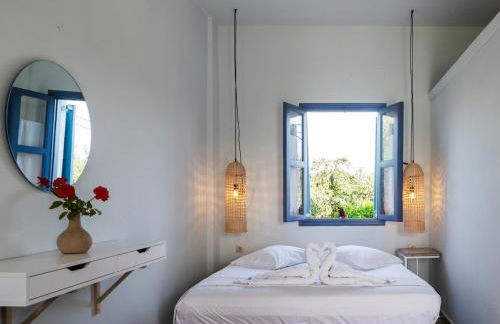 Aeolus pool apts - Photo 10