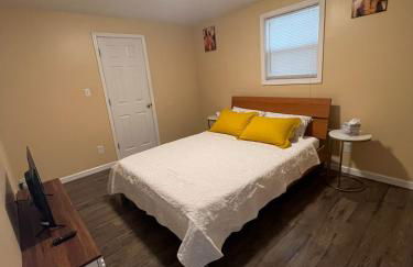 Charming home in heart of St Joseph 30 Plus days - Foto 6