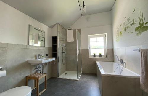 Haus Mariechen 5-Sterne- Whg 1 nahe Silbersee mit Balkon & Sauna, Freibad fußläufig - Foto 7