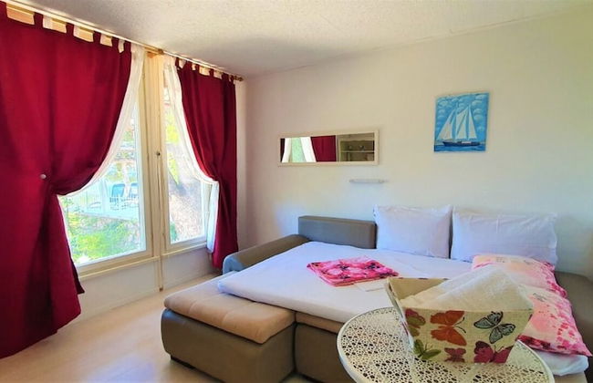 Helena - Beachfront - H - Photo 8