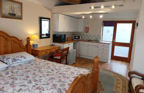 Stable Cottage - Sleeps 6, near Lulworth Cove - Photo 6
