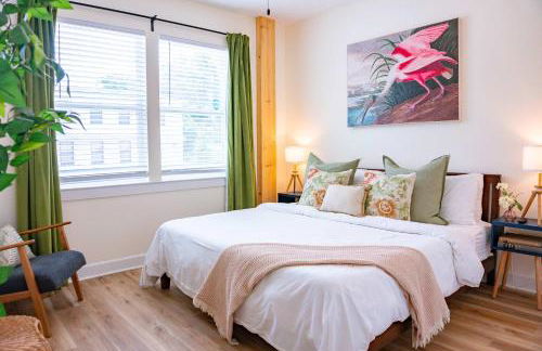 The Royal Crane Suite Newly Built Upscale Central - Photo 4