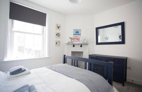 Lovely 3-Bedroom Apartment with Stunning Sea Views - Foto 15