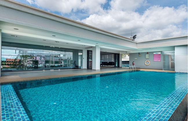 8500SF Rooftop Pool & Gym at Cyberjaya - Photo 15